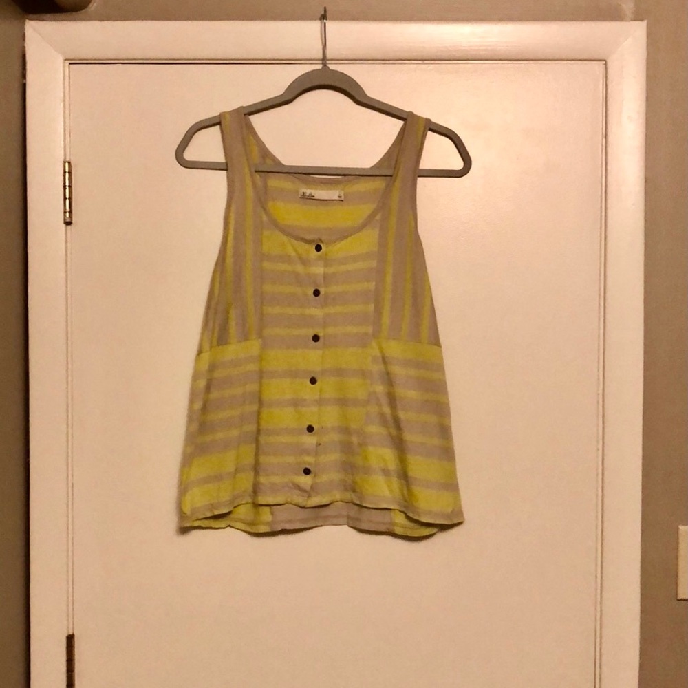 Hi-Line top tan yellow size large